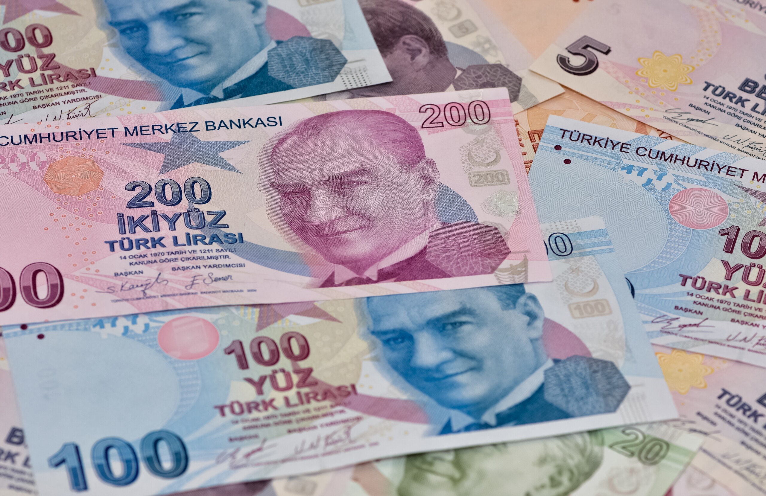 Turkey’s ‘Economic Quagmire:’ Three Questions for Mahfi Eğilmez - Free ...